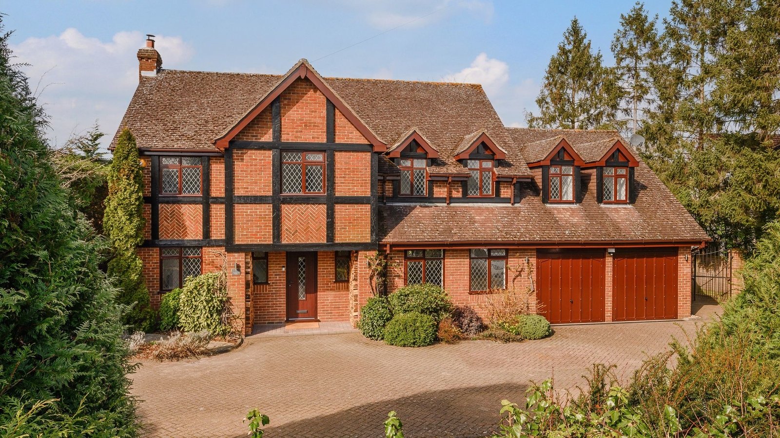 5 bedroom house for sale in The Park, Great Bookham, Leatherhead, KT23