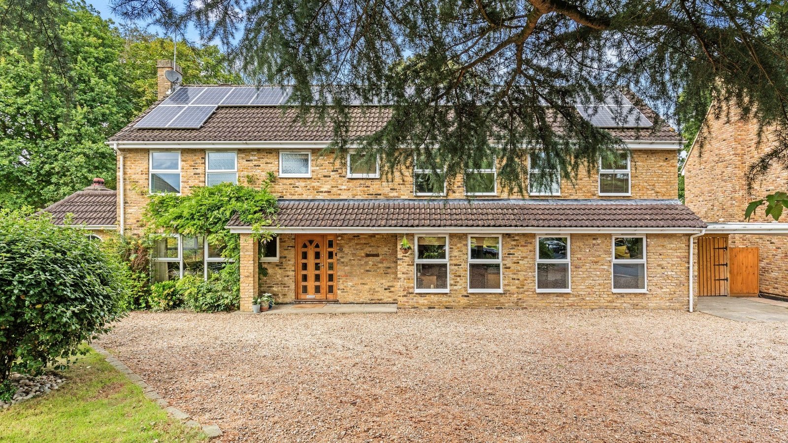 5 bedroom house for sale in Woodend Park, Cobham, KT11 3BX Davies