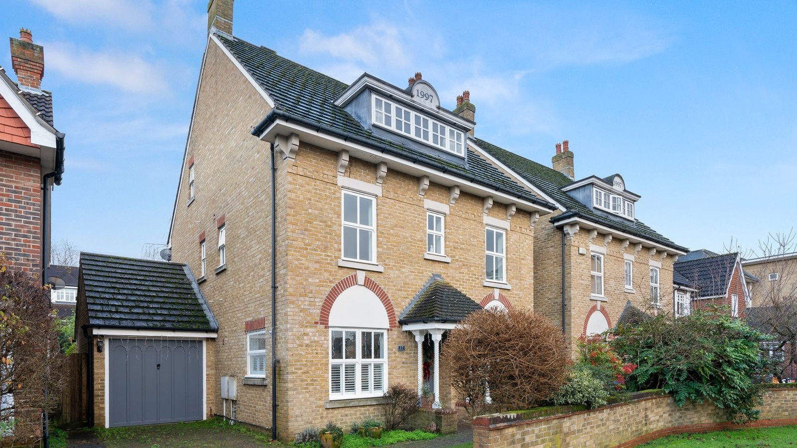 5 bedroom house to rent in Hayward Road, Thames Ditton, KT7 0BF