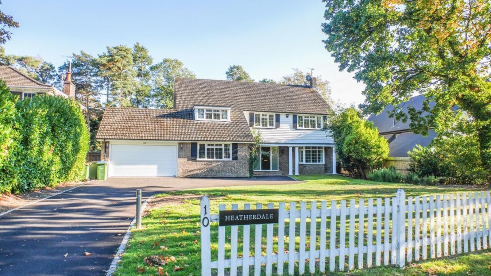 5 bedroom house to rent in Heatherdale, 10 Leigh Hill Road, Cobham