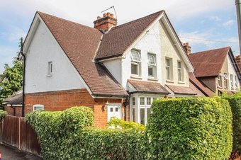 2 Bedroom house Sold, Aston Road, Claygate, KT10