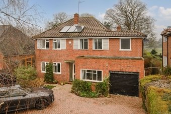 4 Bedroom house Sale Agreed, Lodge Close,  Stoke D'abernon, KT11