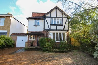 4 Bedroom house Sold, Manor Road North, Hinchley Wood, KT10