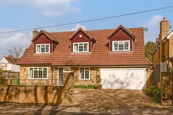 4 Bedroom house Sale Agreed, Oakshade Road,  Oxshott, KT22