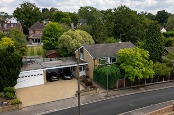 4 Bedroom house For Sale, Trystings Close,  Claygate, KT10