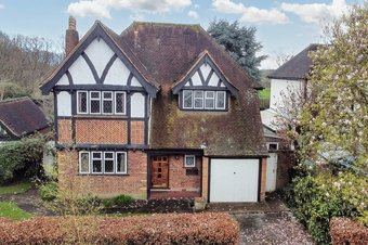 4 Bedroom house Sale Agreed, Tudor Beeches,  Wentworth Close, KT6
