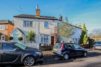 2 Bedroom house Let Agreed, Common Road,  Claygate, KT10