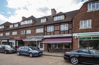 3 Bedroom apartment To Let, Station Approach,  Hinchley Wood, KT10