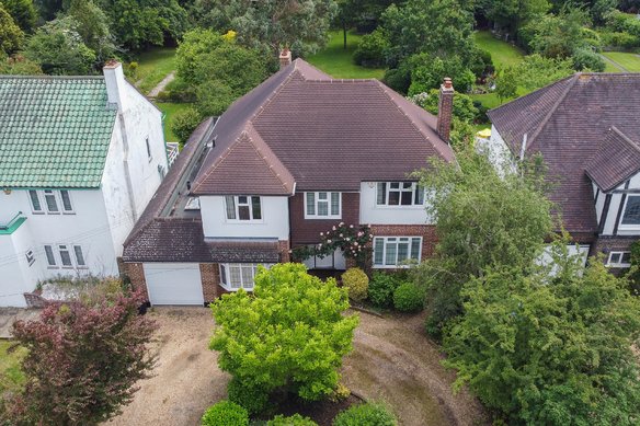 Hinchley Wood Estate and Letting Agents | Grosvenor Billinghurst Esher ...