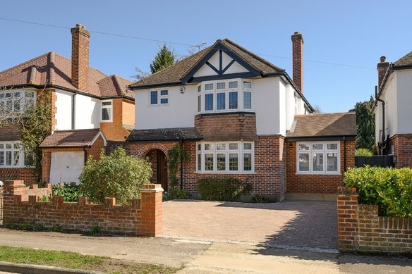 Similar Properties Vincent Road,  Stoke D'abernonGrosvenor Surrey