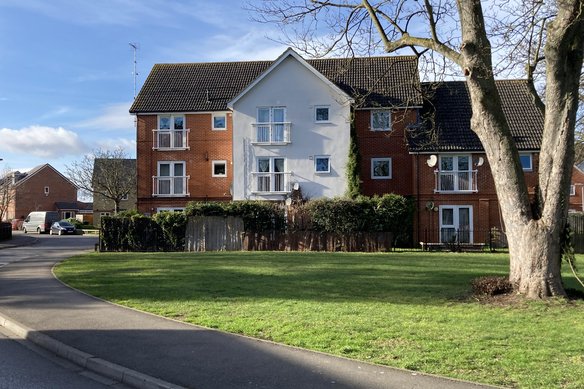 Similar Properties Yeoman Drive, Grosvenor Billinghurst